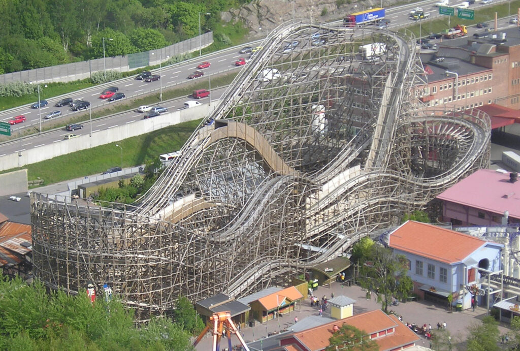 BUMAX solves corrosion issues on one of the world’s largest wooden roller coasters